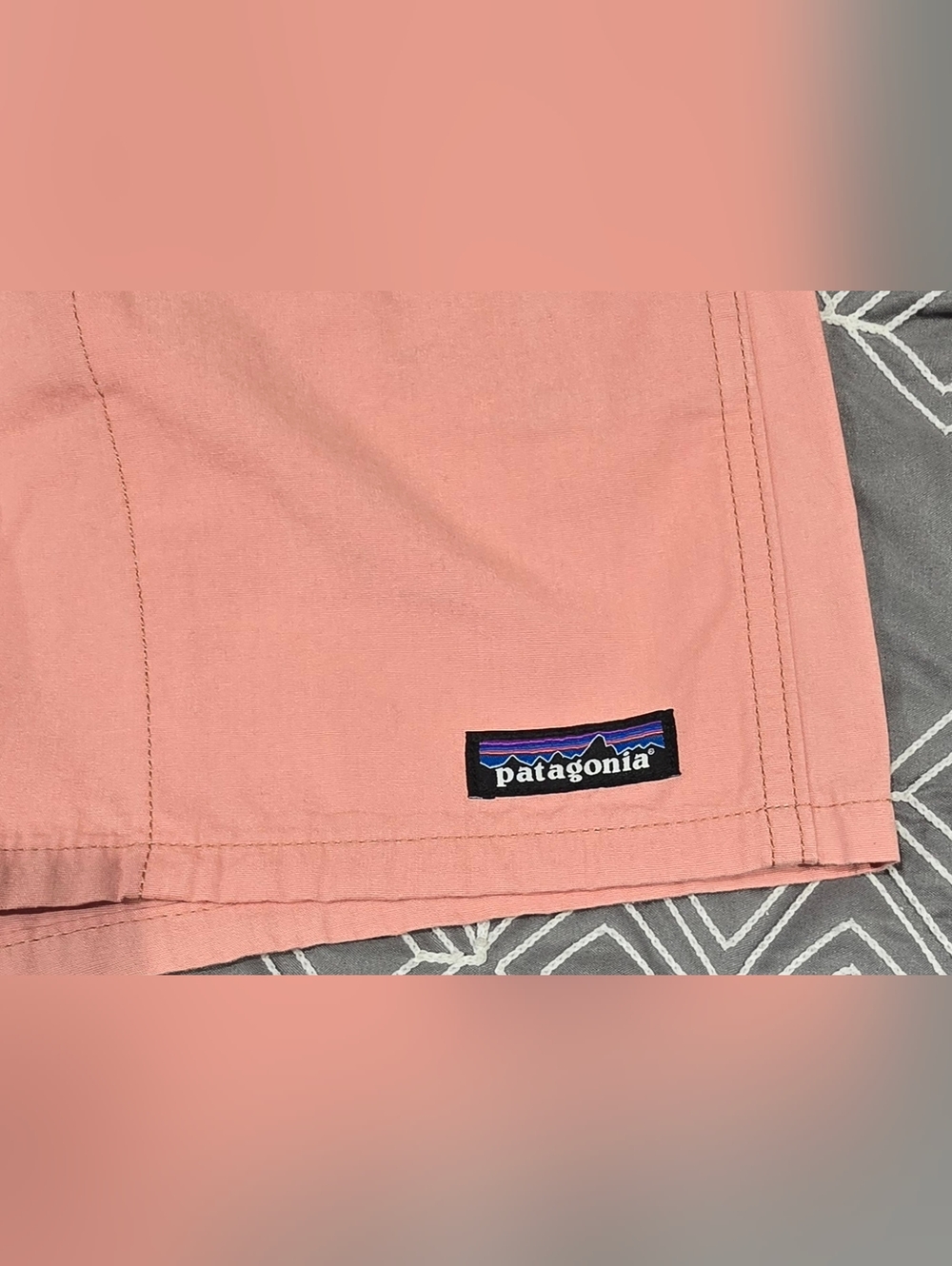 Patagonia Womens Funhoggers Shorts In Sunfade Pink Size Small - Picture 2 of 8